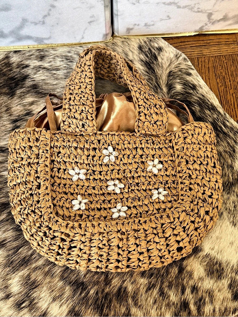 Woven Floral Tote in Brown Like New